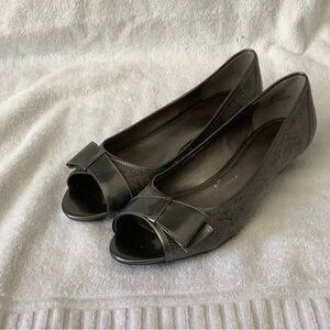 Joan & David women’s shoe